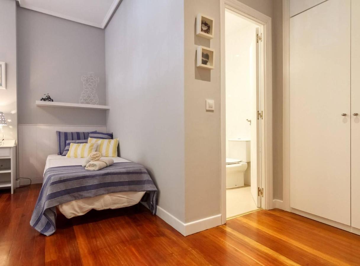 Vivienda Turistica De Prestancia En Castanos, Bilbao Luaran gambar