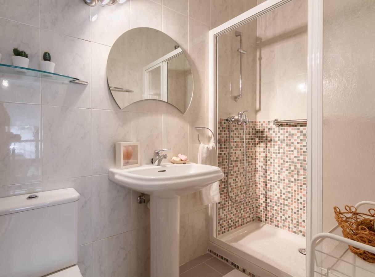 Vivienda Turistica De Prestancia En Castanos, Bilbao Luaran gambar