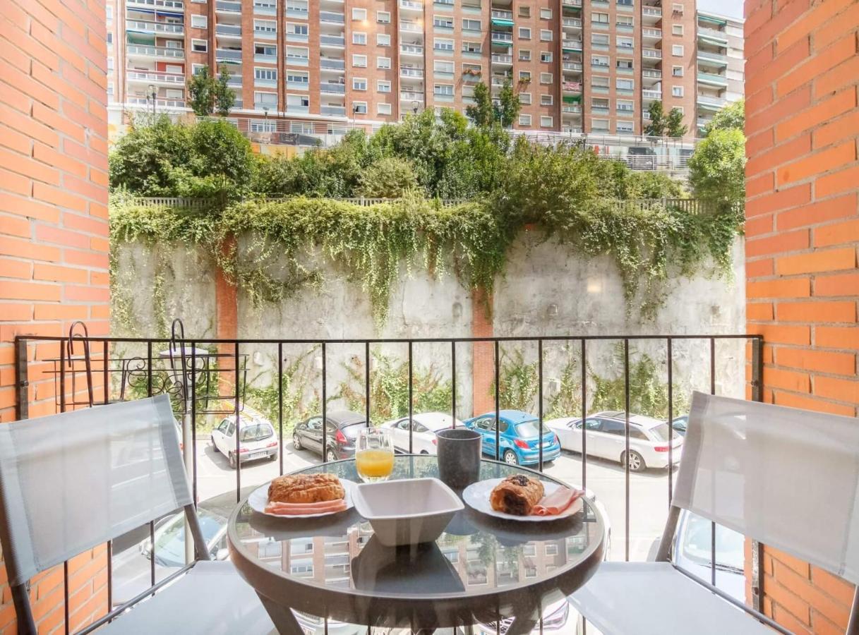 Vivienda Turistica De Prestancia En Castanos, Bilbao Luaran gambar